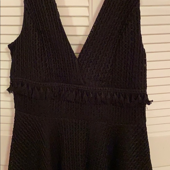 ALI & JAY black dress - Picture 2 of 4